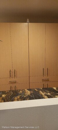 1914 SE Thurston St photo'