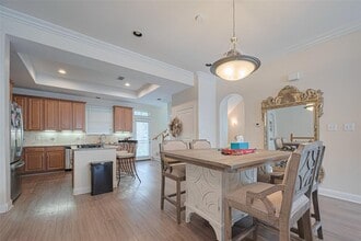 24 Versante Ct in Houston, TX - Building Photo - Building Photo