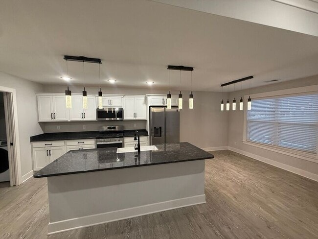 property at 4448 Venice Way