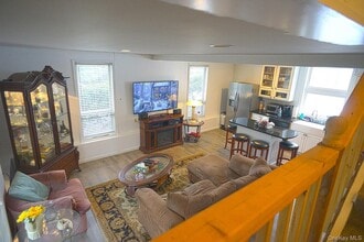 336 Diddell Rd in Poughkeepsie, NY - Building Photo - Building Photo