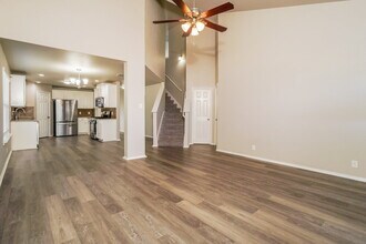 110 Golden Wren in San Antonio, TX - Building Photo - Building Photo
