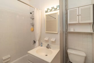 329 E 94th St, Unit SI ID1032023P in New York, NY - Foto de edificio - Building Photo