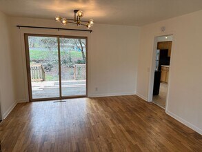 3480 Donald St in Eugene, OR - Building Photo - Building Photo