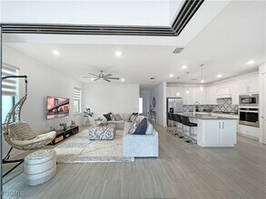 2057 Yellowfin Cir in Naples, FL - Building Photo - Building Photo