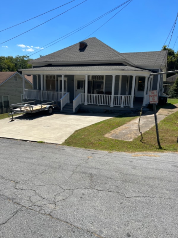 3 Fair St SW
