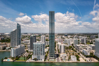 Elysee Miami in Miami, FL - Building Photo - Building Photo