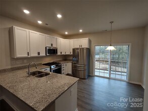 7035 Jane Parks Way in Charlotte, NC - Building Photo - Building Photo