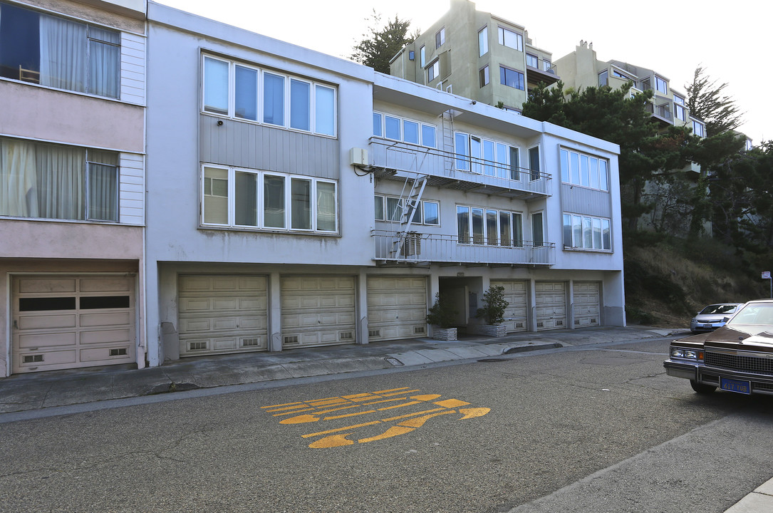 300 Graystone Ter in San Francisco, CA - Building Photo