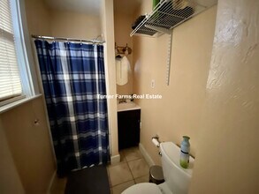 8 Eldora St, Unit 2 in Boston, MA - Foto de edificio - Building Photo