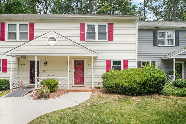 646 Middleton Ave
