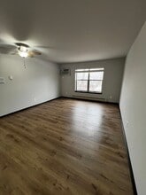 Paradise Place Apartments in West Bend, WI - Building Photo - Interior Photo