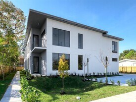102-116 NW 41st St in Oakland Park, FL - Building Photo