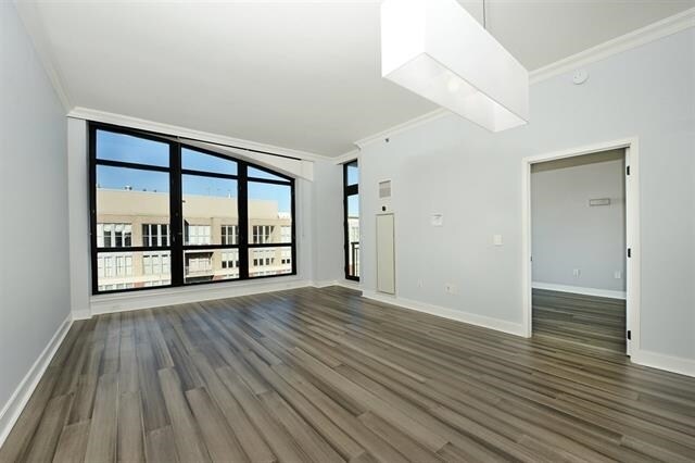 1025 Maxwell Ln in Hoboken, NJ - Building Photo - Building Photo