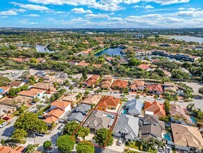 14813 NW 87th Pl in Hialeah, FL - Building Photo - Building Photo