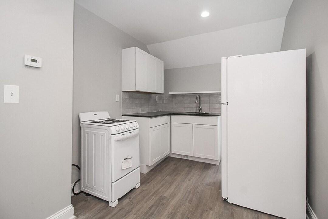 4301 Bailey Ave in Cleveland, OH - Building Photo