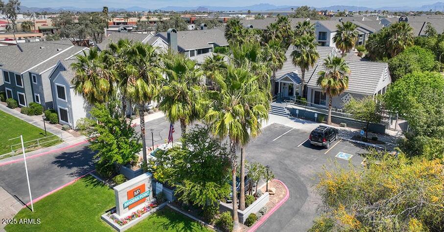 445 S Dobson Rd in Mesa, AZ - Building Photo