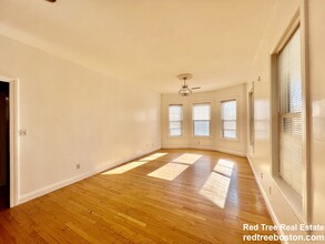 44 Champney St, Unit 2 in Boston, MA - Building Photo - Building Photo