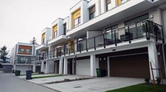 46150-46150 Thomas Rd in Chilliwack, BC - Building Photo