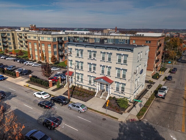 130-134 William Howard Taft Rd