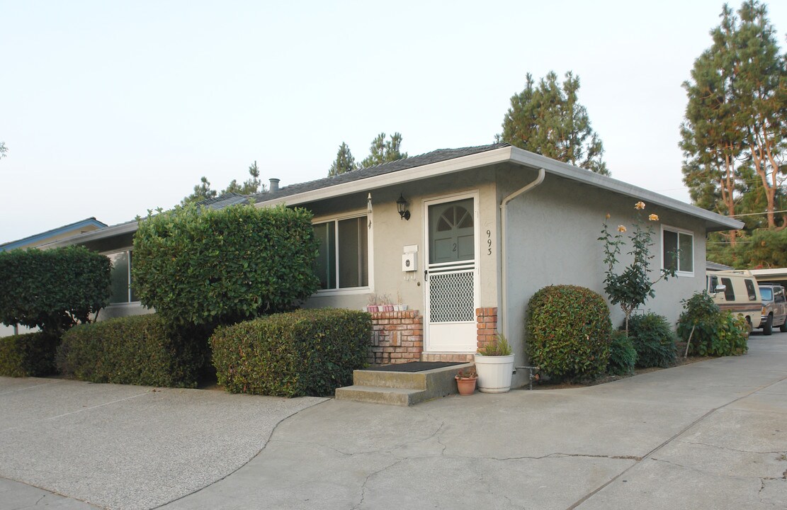 993 Leigh Ave in San Jose, CA - Foto de edificio