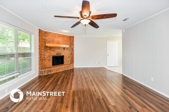 710 Adams Dr in Crandall, TX - Building Photo - Building Photo