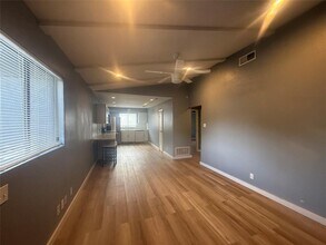 1700 Royal Hill Dr in Austin, TX - Building Photo - Building Photo