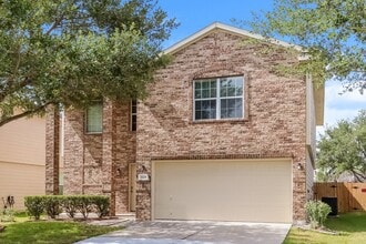 7626 Village Mill Ln in Richmond, TX - Foto de edificio - Building Photo