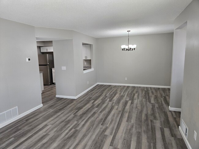 9431 Ranchview Ln N in Maple Grove, MN - Building Photo - Building Photo