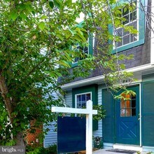 8417 Lazy Creek Ct in Springfield, VA - Building Photo - Building Photo