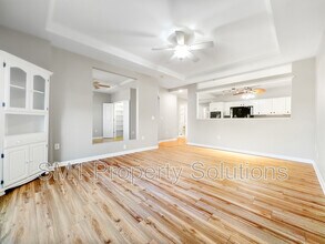 605 W Market St in Greensboro, NC - Building Photo - Building Photo