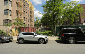 611 Thwaites Pl in Bronx, NY - Building Photo - Building Photo