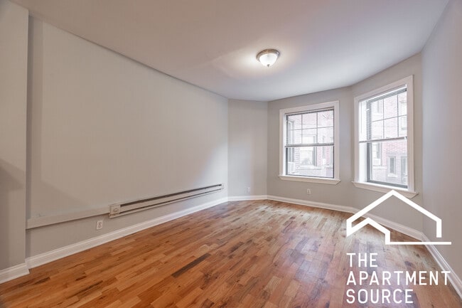property at 4415 N Wolcott Ave