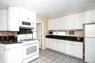 123 Frontier Dr in Oceanside, CA - Building Photo - Building Photo