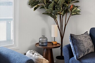 319 N K St in Tacoma, WA - Foto de edificio - Building Photo