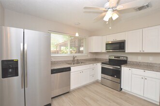 703 Flower Field Ct in Pearland, TX - Building Photo - Building Photo