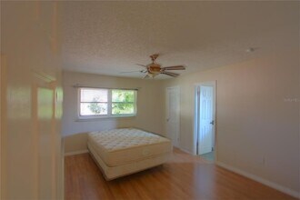 3431 Dunbar Dr in Sarasota, FL - Building Photo - Building Photo