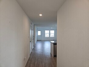 9603 Strand Ct in San Antonio, TX - Building Photo - Building Photo