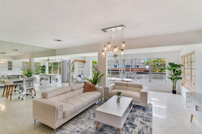 2901 NW 9th Terrace in Wilton Manors, FL - Building Photo - Building Photo