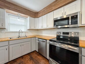 5208 Carmona Ln in Pearland, TX - Building Photo - Building Photo