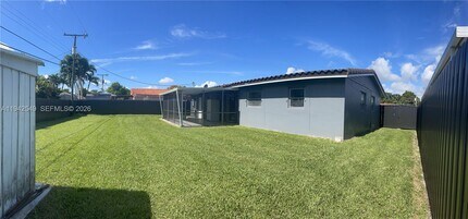 11080 SW 62nd Terrace in Miami, FL - Building Photo - Building Photo