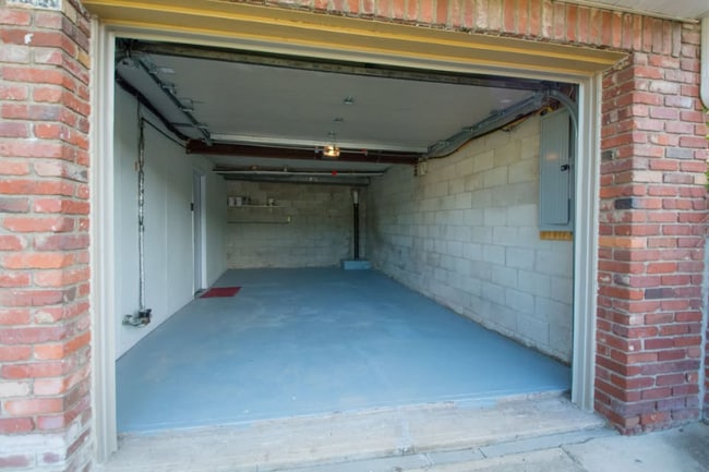 733a Cribbs St in Greensburg, PA - Building Photo - Building Photo