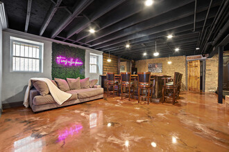 2130 W Washington Blvd in Chicago, IL - Building Photo - Building Photo