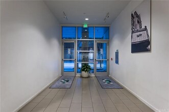 630 W 6th St, Unit APT 416 in Los Angeles, CA - Foto de edificio - Building Photo