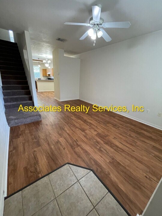 3521 SW 30th Way in Gainesville, FL - Building Photo