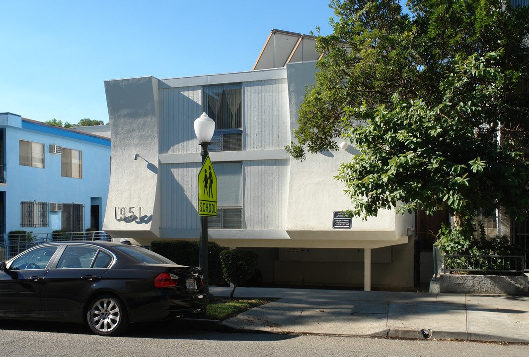 1951 Selby Ave in Los Angeles, CA - Building Photo