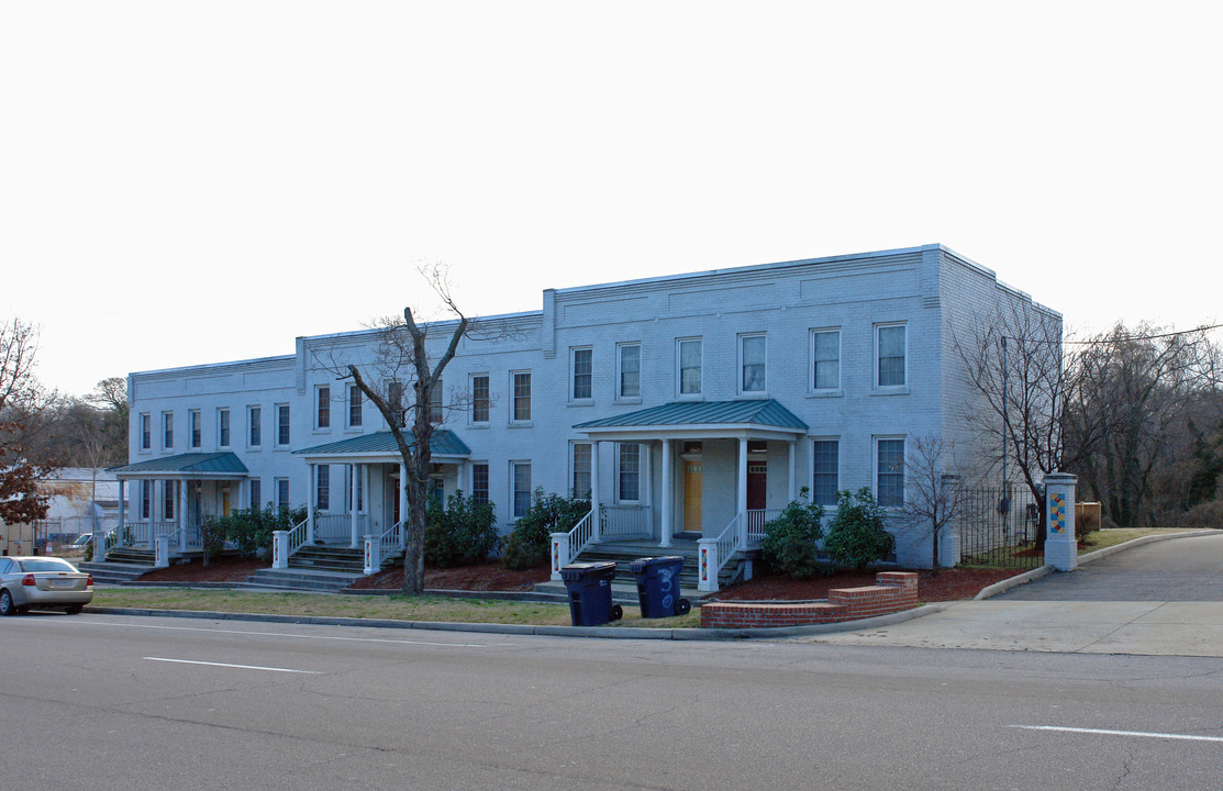 302-313 E Wythe St in Petersburg, VA - Building Photo