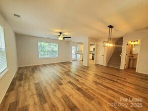 5709 Kelden Walker Ln in Charlotte, NC - Building Photo - Building Photo