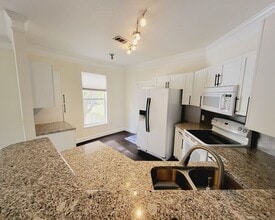 8843 Villa View Cir in Orlando, FL - Building Photo - Building Photo