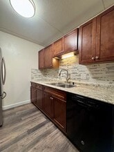 270 Shorewood Dr, Unit GA in Glendale Heights, IL - Foto de edificio - Building Photo