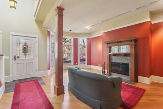 1027 W Newport Ave in Chicago, IL - Building Photo - Building Photo